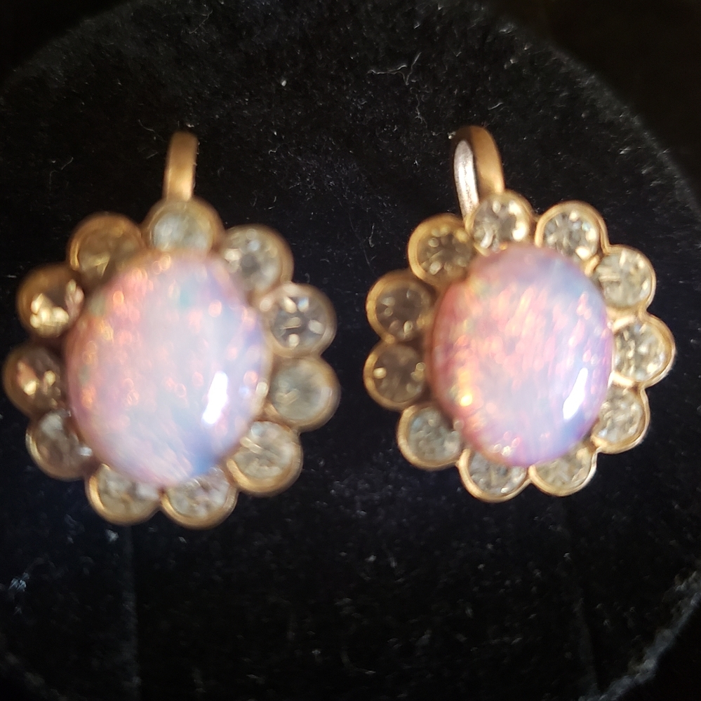 Vintage Vargas Faux Pink Fire Opal and Rhinestone Costume Jewelry Earrings FF173